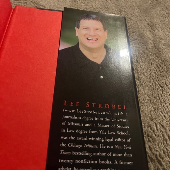 Lee Strobel The Ambition Book . A Novel - Picture 2 of 4